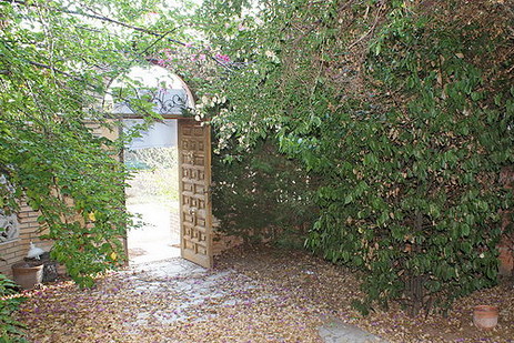 entrada de la finca - chalet en peñiscola