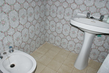 Baño con bañera, 1ª planta, bungalow Plenamar, Benicarló